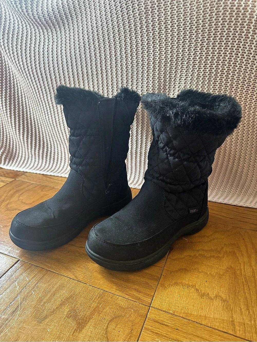 TEK 2.0 Women's Black Winter Boots US 6